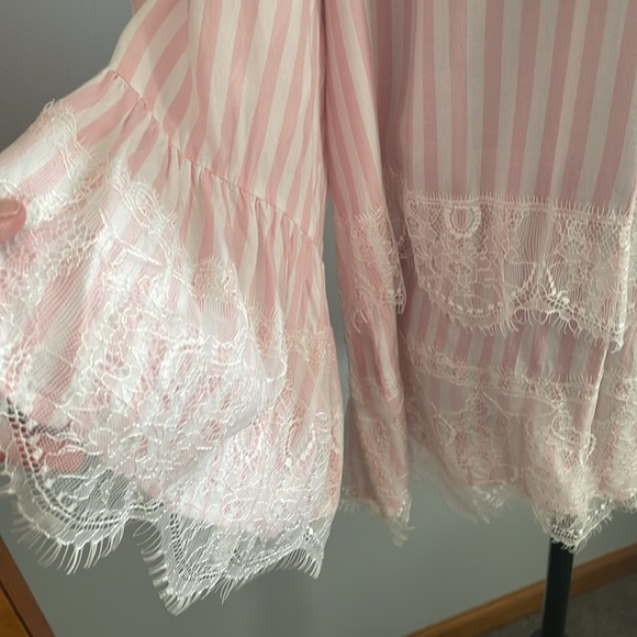 Ruby Rd Pink/White Top - Picture 3 of 6